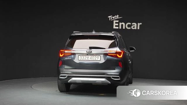 Kia Seltos id 4389397 из Кореи 14