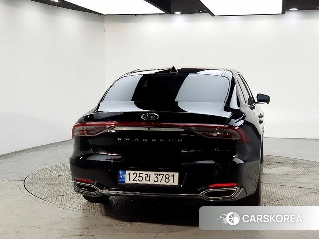 Hyundai The New Grandeur IG Hybrid id 4641284 из Кореи 13