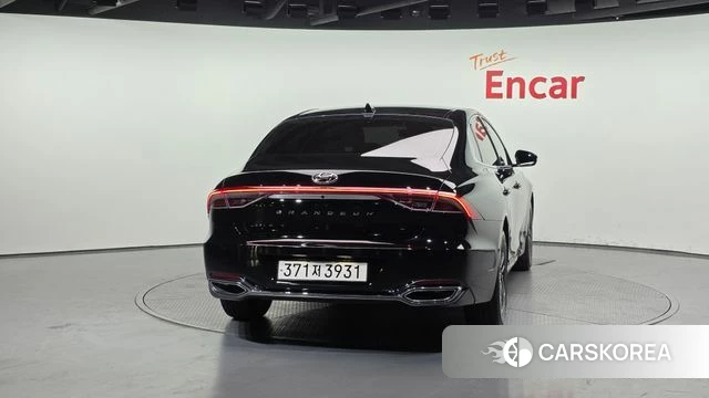 Hyundai The New Grandeur IG id 4382505 из Кореи 14