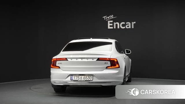 Volvo S90 id 4540778 из Кореи 33