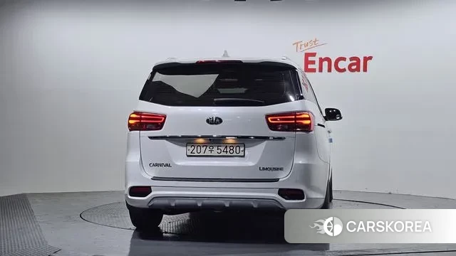 Kia The New Carnival id 3402960 из Кореи 14