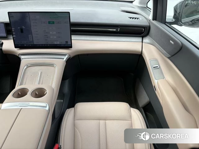 Xiaopeng Motors Xiaopeng X9 id 4198885 из Китая 22