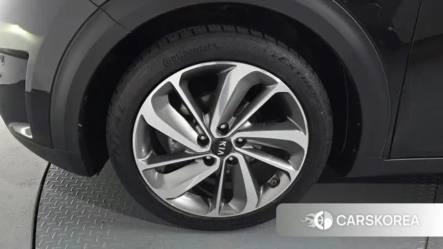 Kia Niro id 3423455 из Кореи 14