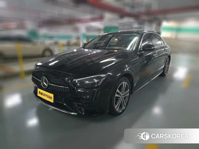Mercedes-Benz E-class 2023 Черный из Китая, фото 4