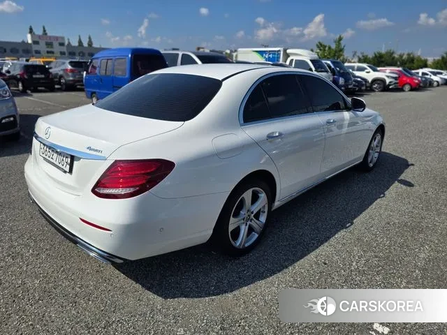 Mercedes-Benz E-Class W213 id 3375215 из Кореи 14
