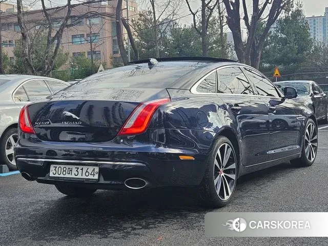 Jaguar All New XJ id 3514913 из Кореи 13