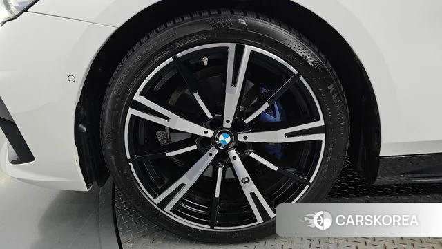 BMW 5 Series (G60) id 4767947 из Кореи 29