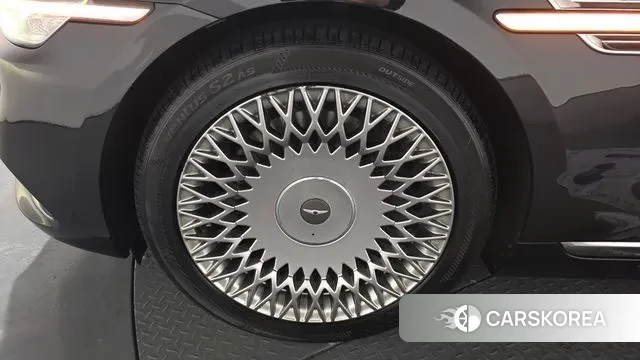 Genesis G90 id 3525880 из Кореи 14