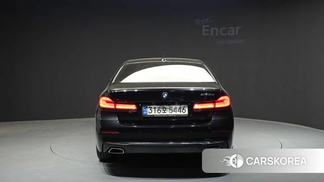 BMW 5 Series (G30) id 4283777 из Кореи 27