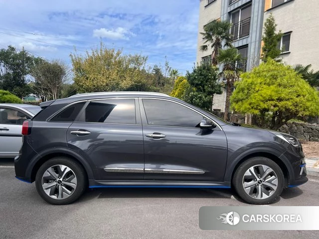 Kia Niro EV id 4923759 из Кореи 7