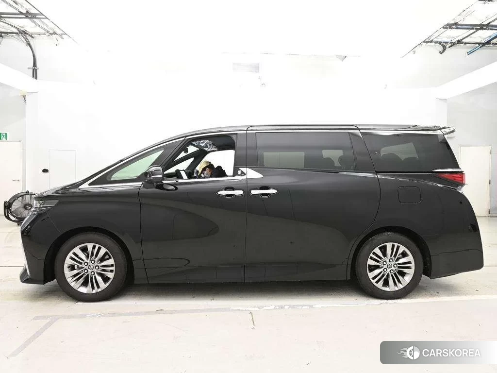 Toyota Alphard 2025 из Японии, фото 4