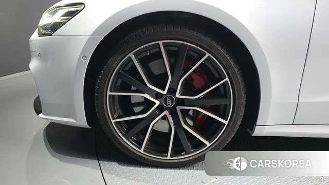 Audi S7 (4K) id 4507064 из Кореи 29