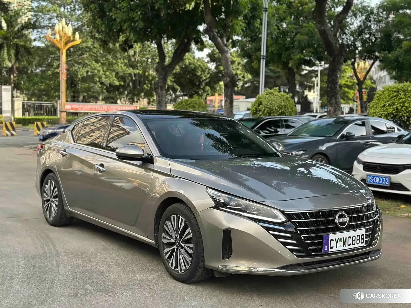 Nissan Altima 2023 Champagne/brown из Китая, фото 4