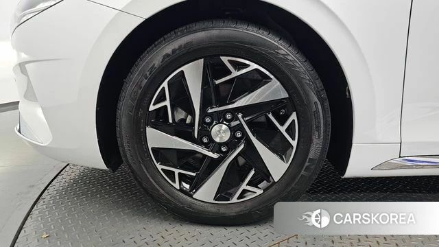 Hyundai The New Grandeur IG Hybrid id 4758922 из Кореи 27