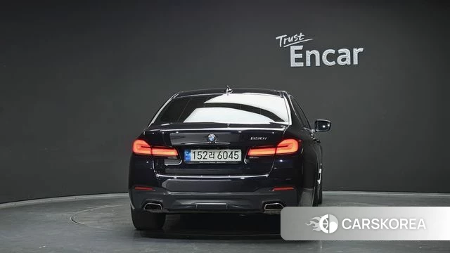 BMW 5 Series (G30) id 3833032 из Кореи 14