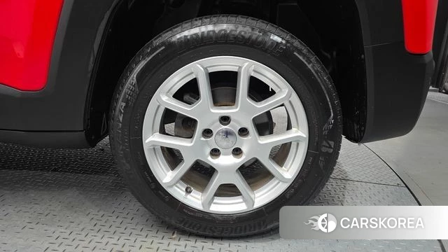 Jeep Renegade id 3879142 из Кореи 14