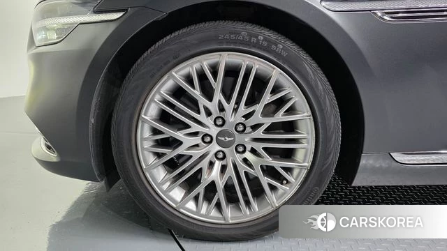 Genesis G90 id 4881778 из Кореи 30