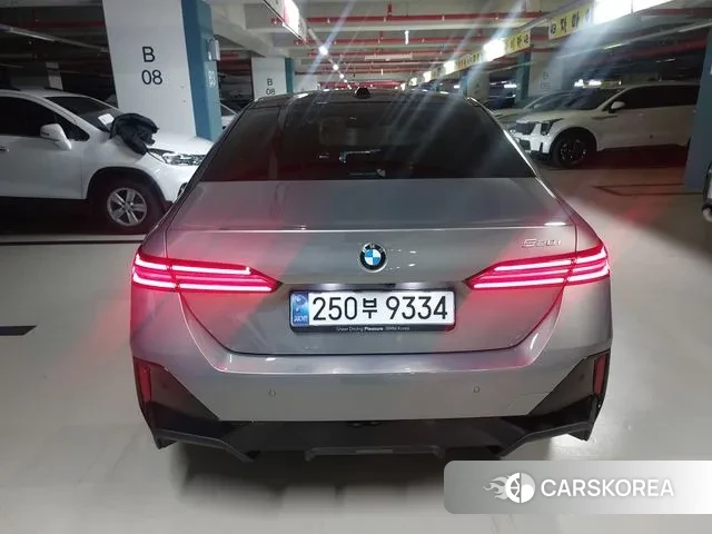 BMW 5 Series (G60) id 3410234 из Кореи 12