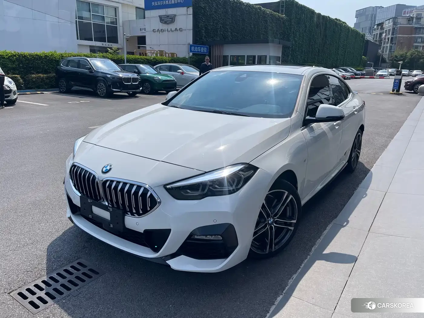 BMW 2 series 2023 Белый из Китая, фото 4
