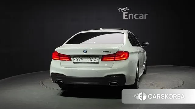 BMW 5 Series (G30) id 3275193 из Кореи 14