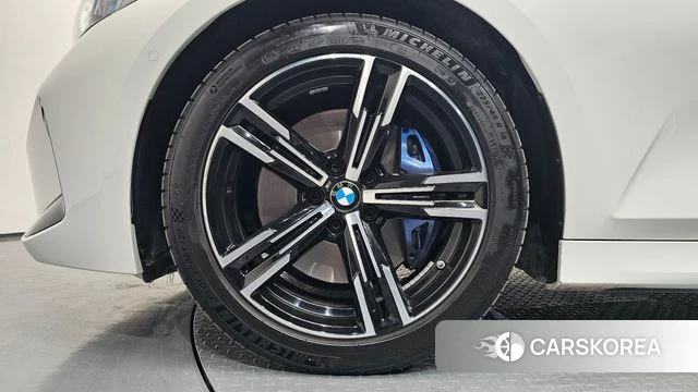 BMW 3 Series (G20) id 4442865 из Кореи 26