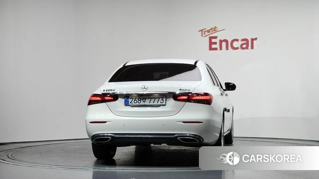 Mercedes-Benz E-Class W213 id 4409521 из Кореи 26