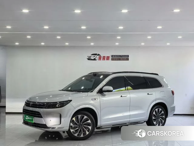 AITO Ask the world M7 2024 Серебристо-серый из Китая, фото 4