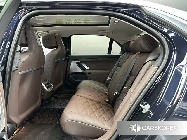 BMW 7 series id 4342082 из Китая 10