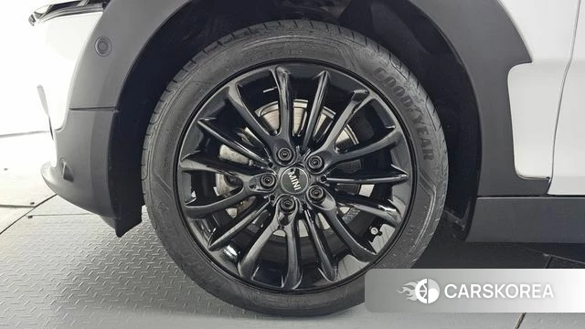 Mini Cooper Clubman id 4349494 из Кореи 28