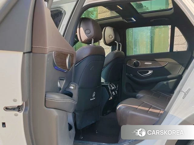 Mercedes-Benz GLC 2022 Белый из Китая, фото 6
