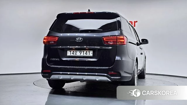 Kia The New Carnival id 4595535 из Кореи 23