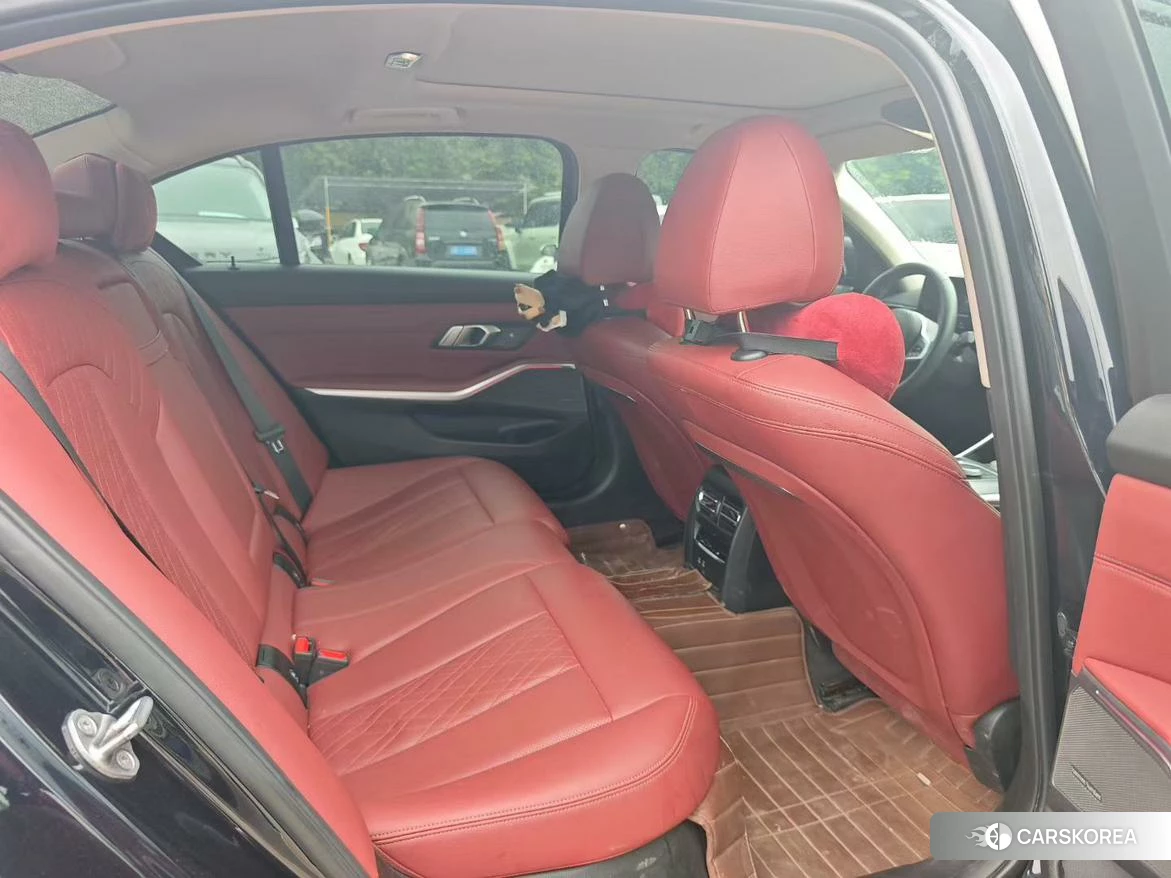BMW 3 series 2022 Черный из Китая, фото 4