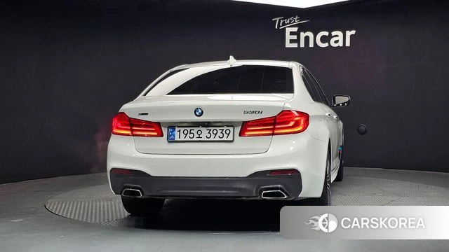 BMW 5 Series (G30) id 3911931 из Кореи 14