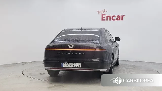 Hyundai Grandeur (GN7) id 3590632 из Кореи 14