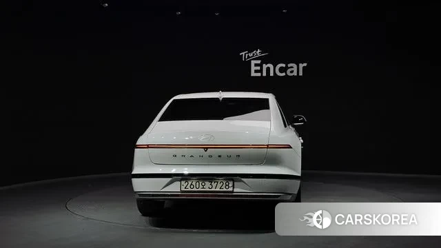 Hyundai Grandeur (GN7) id 3486956 из Кореи 14