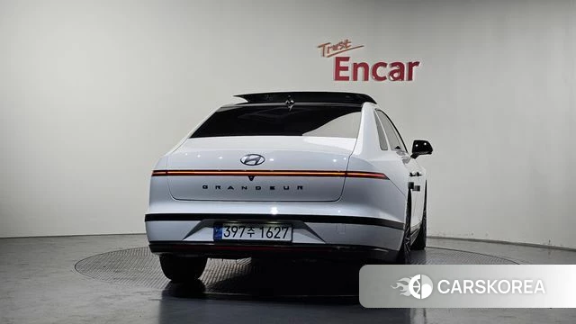 Hyundai Grandeur Hybrid (GN7) id 4432730 из Кореи 33