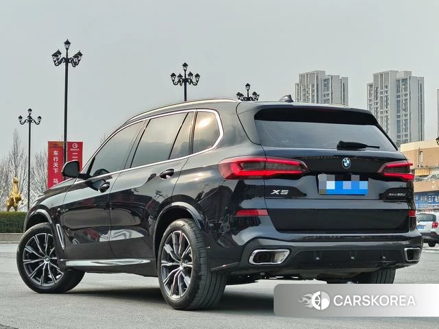 BMW X5 id 3876138 из Китая 12
