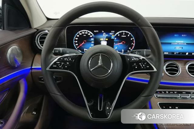 Mercedes-Benz E-class id 4297876 из Китая 18