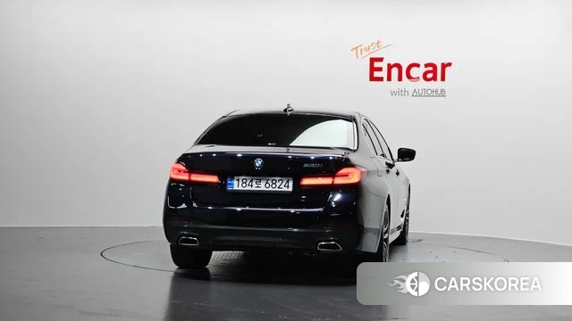 BMW 5 Series (G30) id 4475478 из Кореи 27