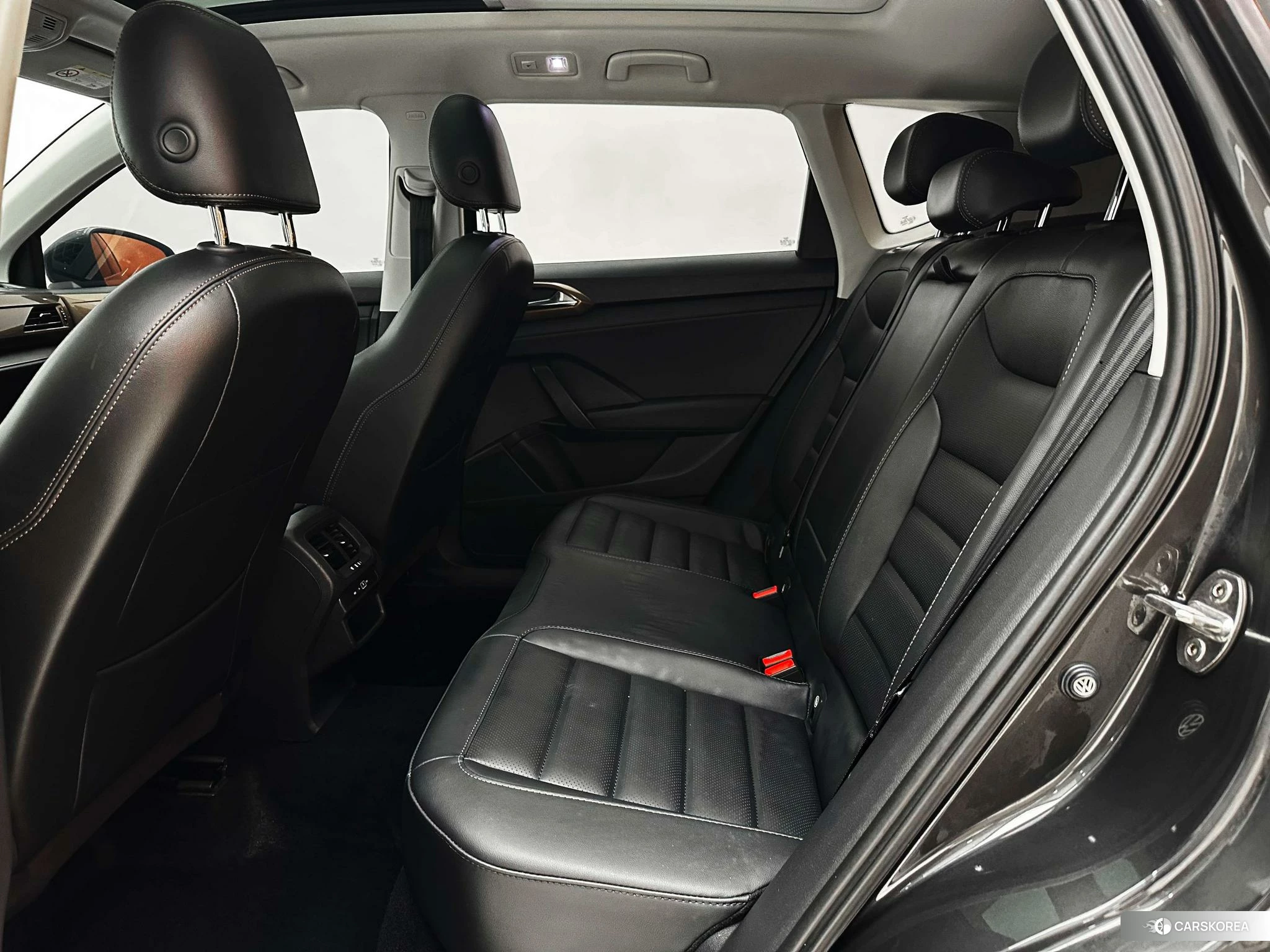 Volkswagen Tuyue id 4407234 из Китая 18