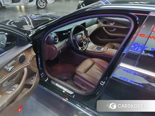 Mercedes-Benz E-class id 4208078 из Китая 4