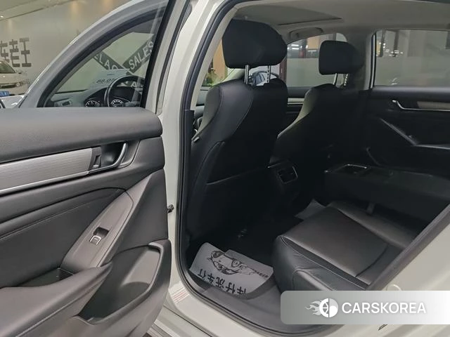 Honda Accord 2021 Белый из Китая, фото 4
