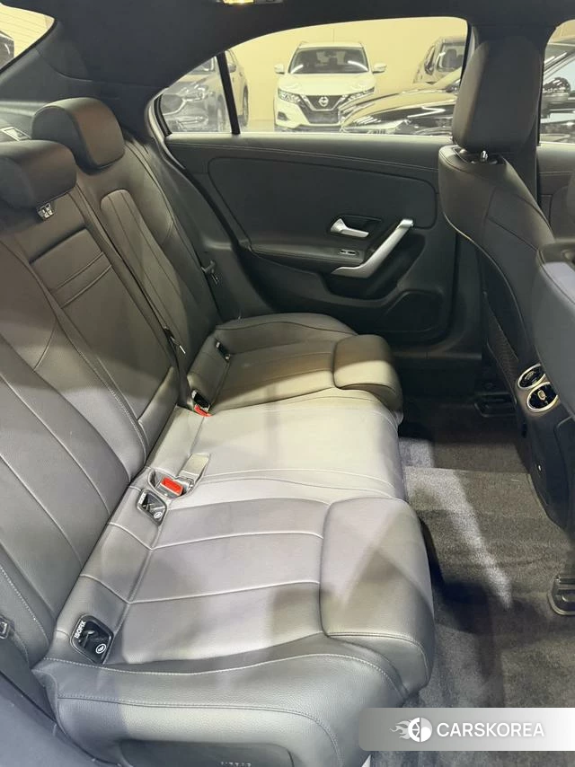 Mercedes-Benz Class A id 4255799 из Китая 9