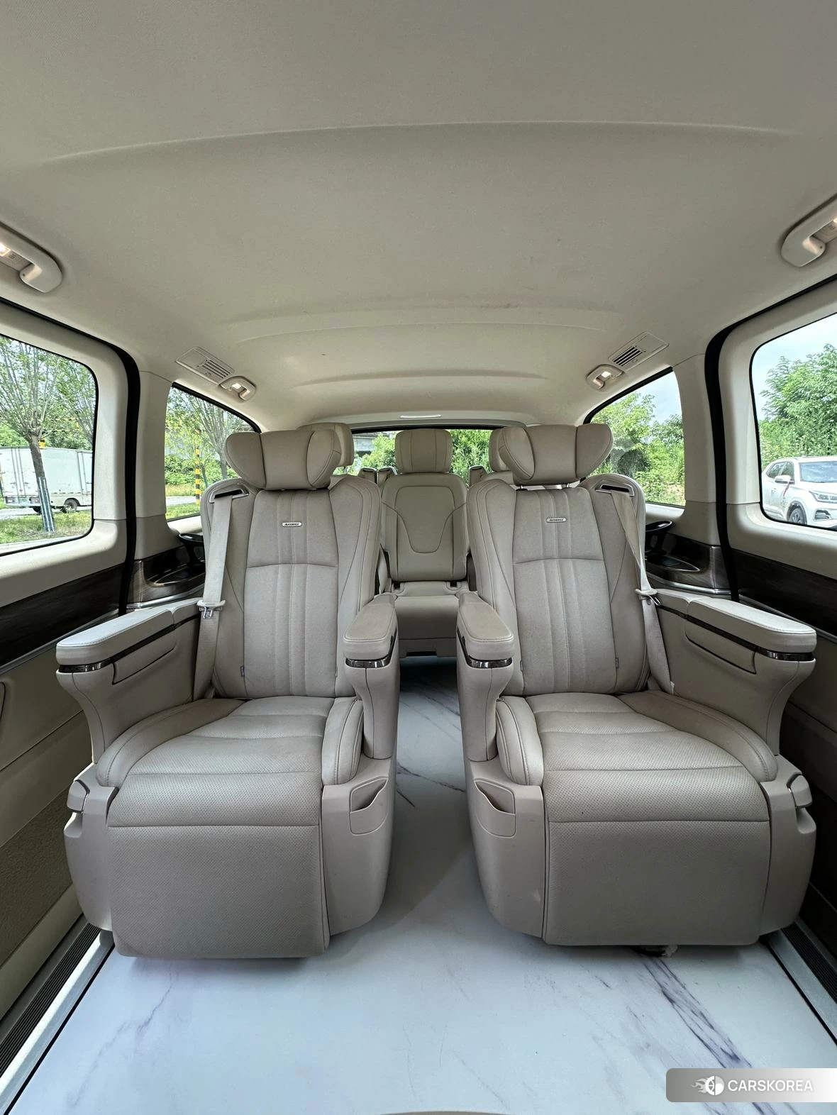 Mercedes-Benz V-class id 4479450 из Китая 9