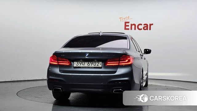 BMW 5 Series (G30) id 4203947 из Кореи 14