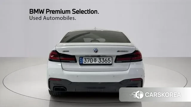 BMW 5 Series (G30) id 3334606 из Кореи 14