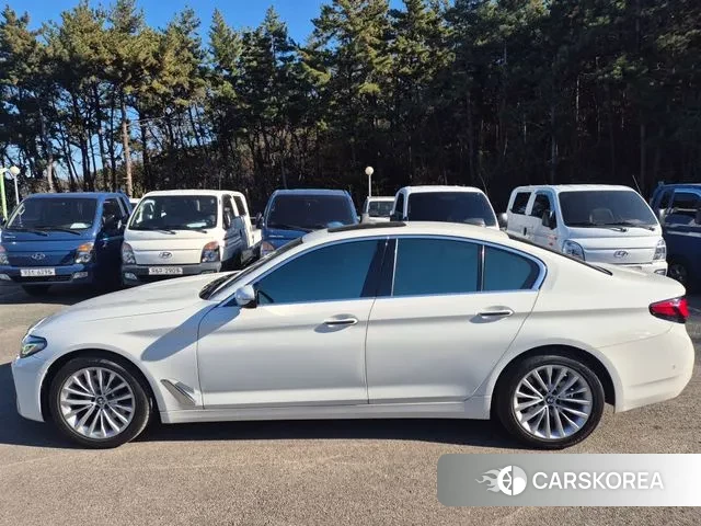 BMW 5 Series (G30) id 3443130 из Кореи 13