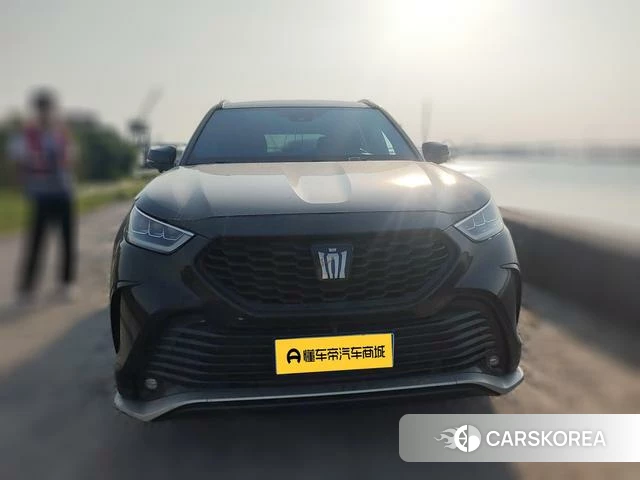 Toyota Crown Lufang 2022 Черный из Китая, фото 4