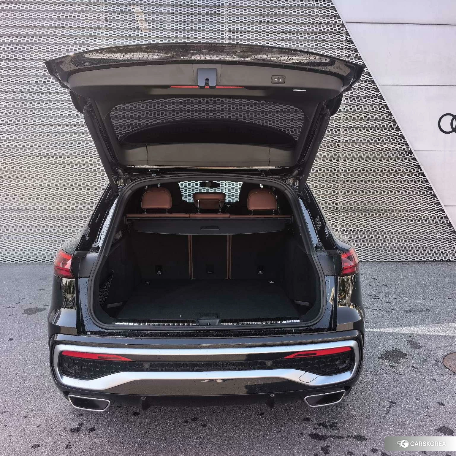 Audi Q5L id 4498694 из Китая 7