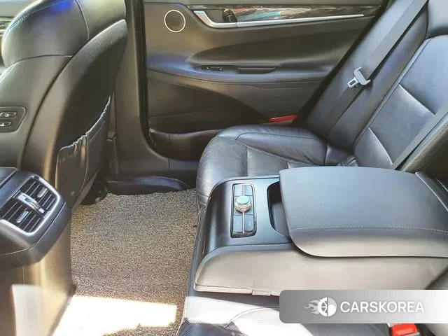 Hyundai Grandeur IG id 2460959 из Кореи 14